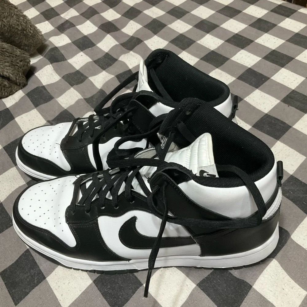 Nike panda dunks highs - Picture 1 of 6